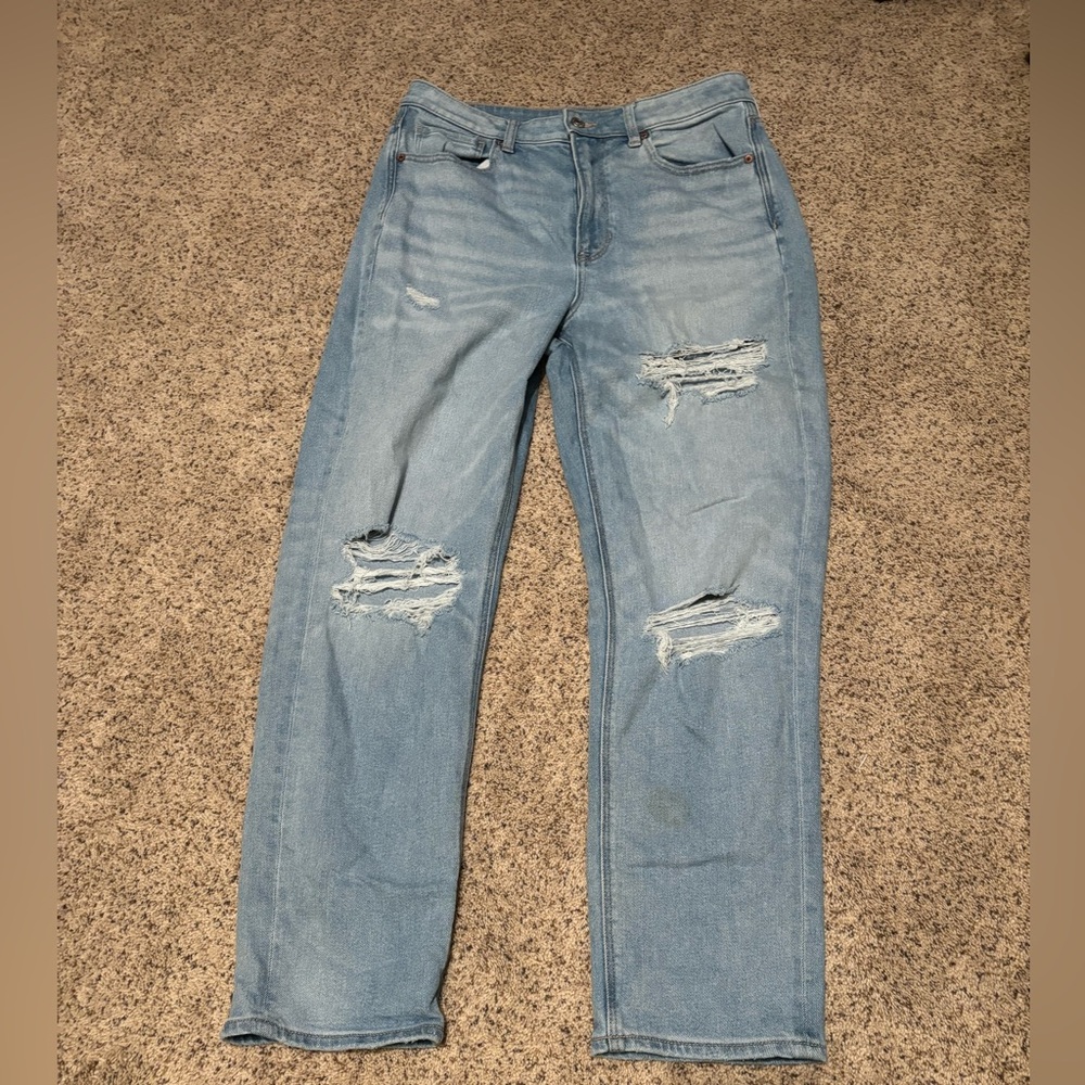 American Eagle Outfitters Light Blue Mom Jeans